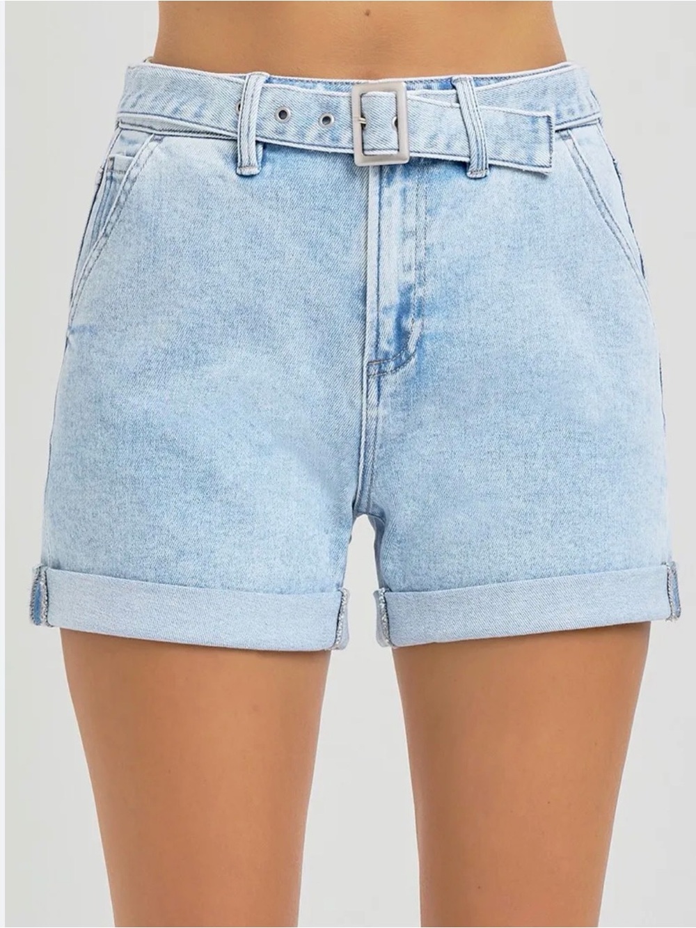 RISEN Full Size High Rise Belted Roll Up Shorts NWT Medium